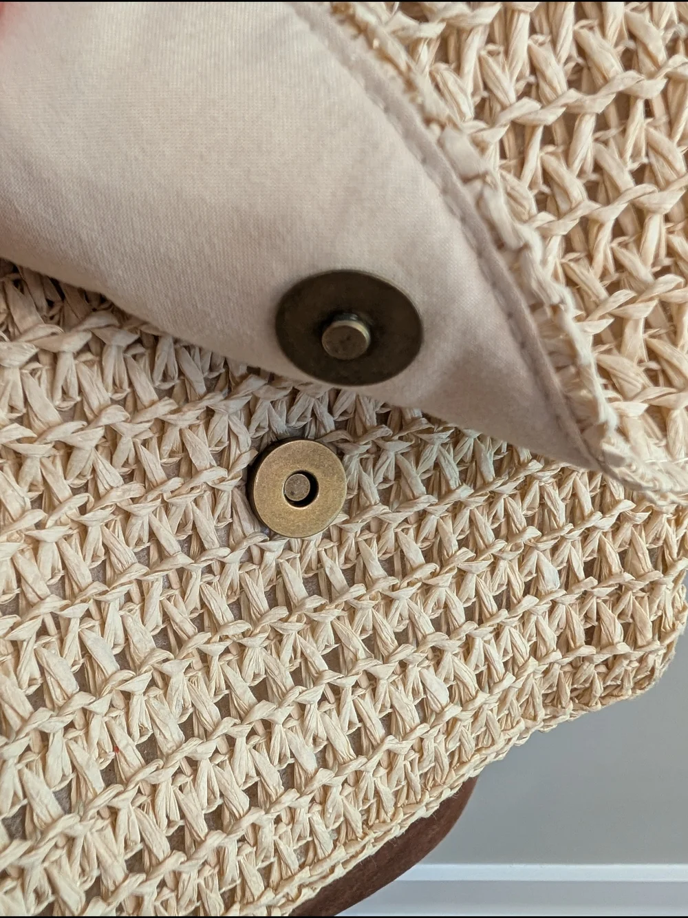 Universal Thread Cream Woven Shoulder Bag with Tan Strap